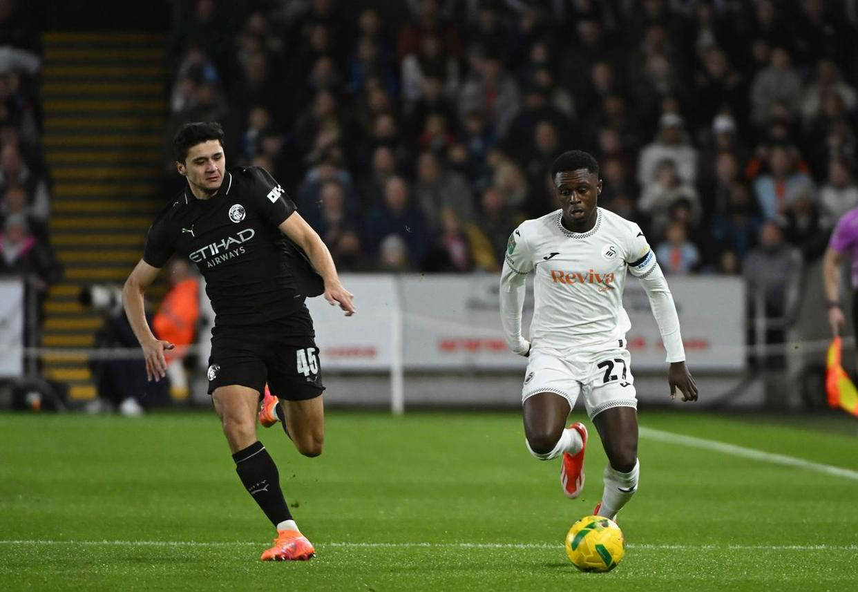 九游体育 -曼城集结日回应争议，志在德甲名次提升，压力陡增，资深球员宣示担当 