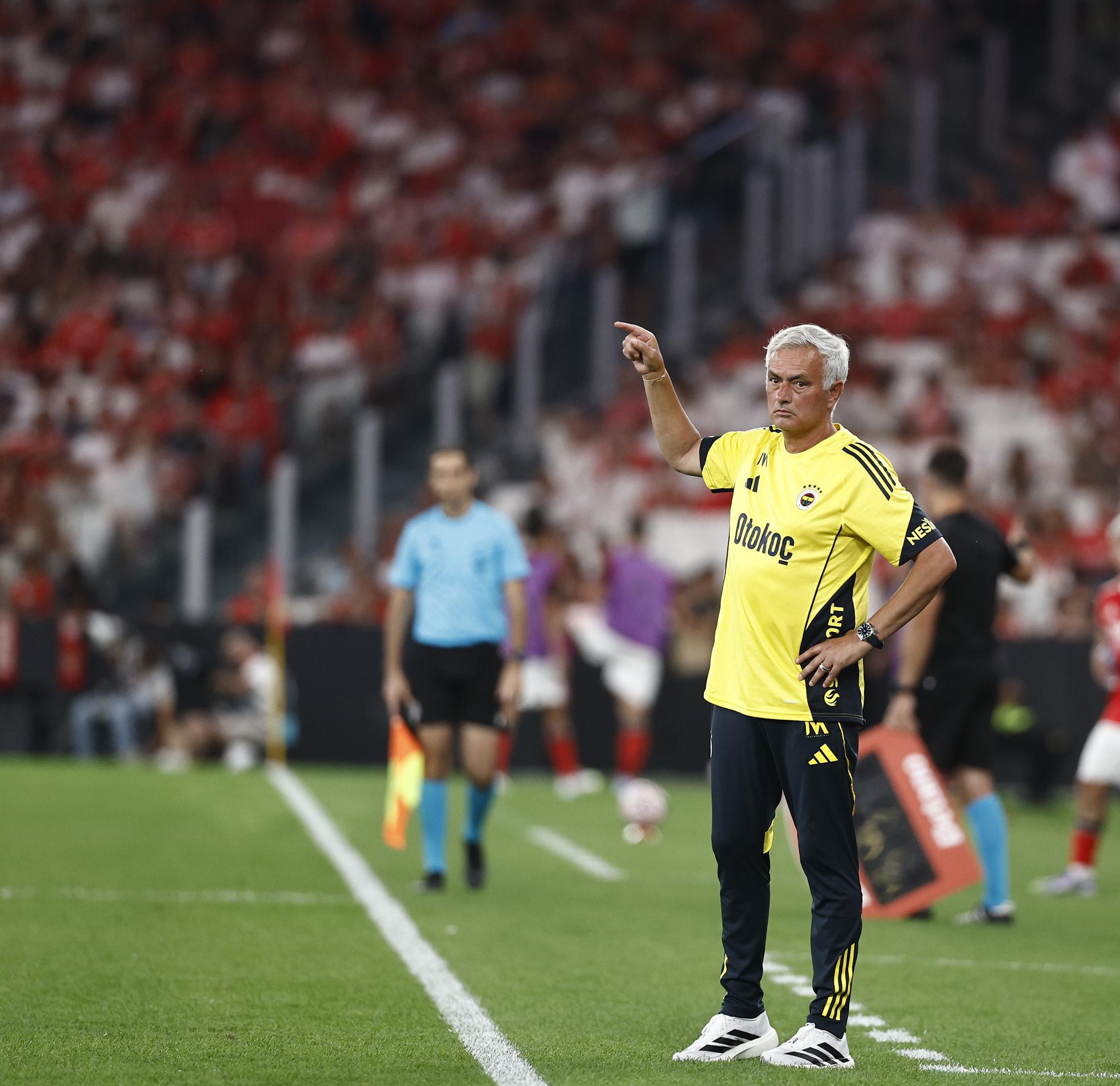 九游彩票 -切尔西发布备战花絮；转会期内部沟通；欧超杯任务艰巨；赛季目标并未改变(无尽的拉格朗日59战巡)