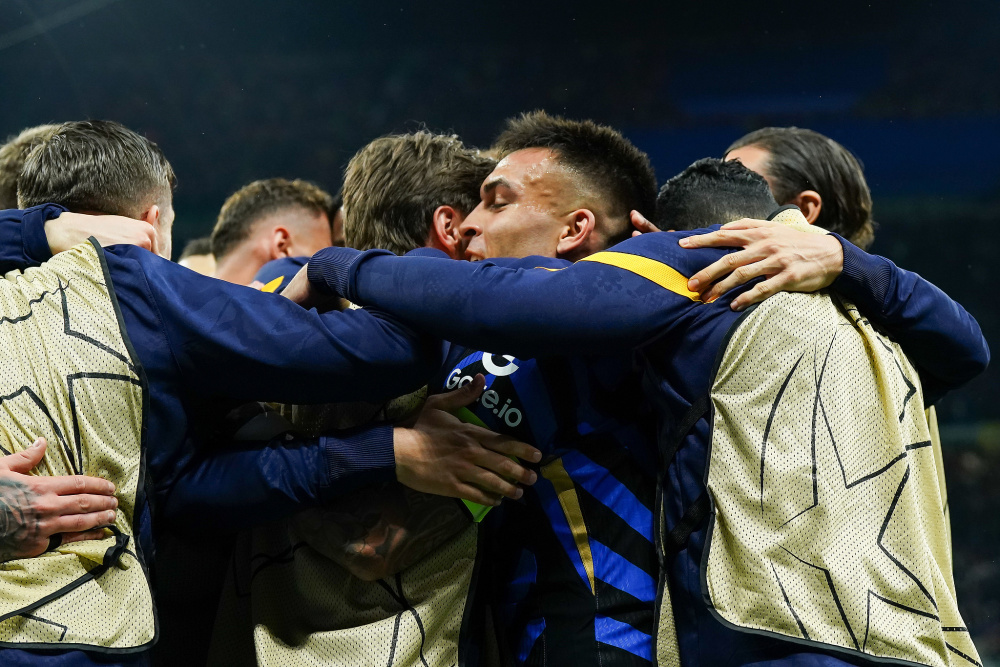 九游体育入口 -加时末段拜仁慕尼黑调整名单以备意大利杯，刷新队史纪录环节打磨，悬念犹存，高层口径保持一致 