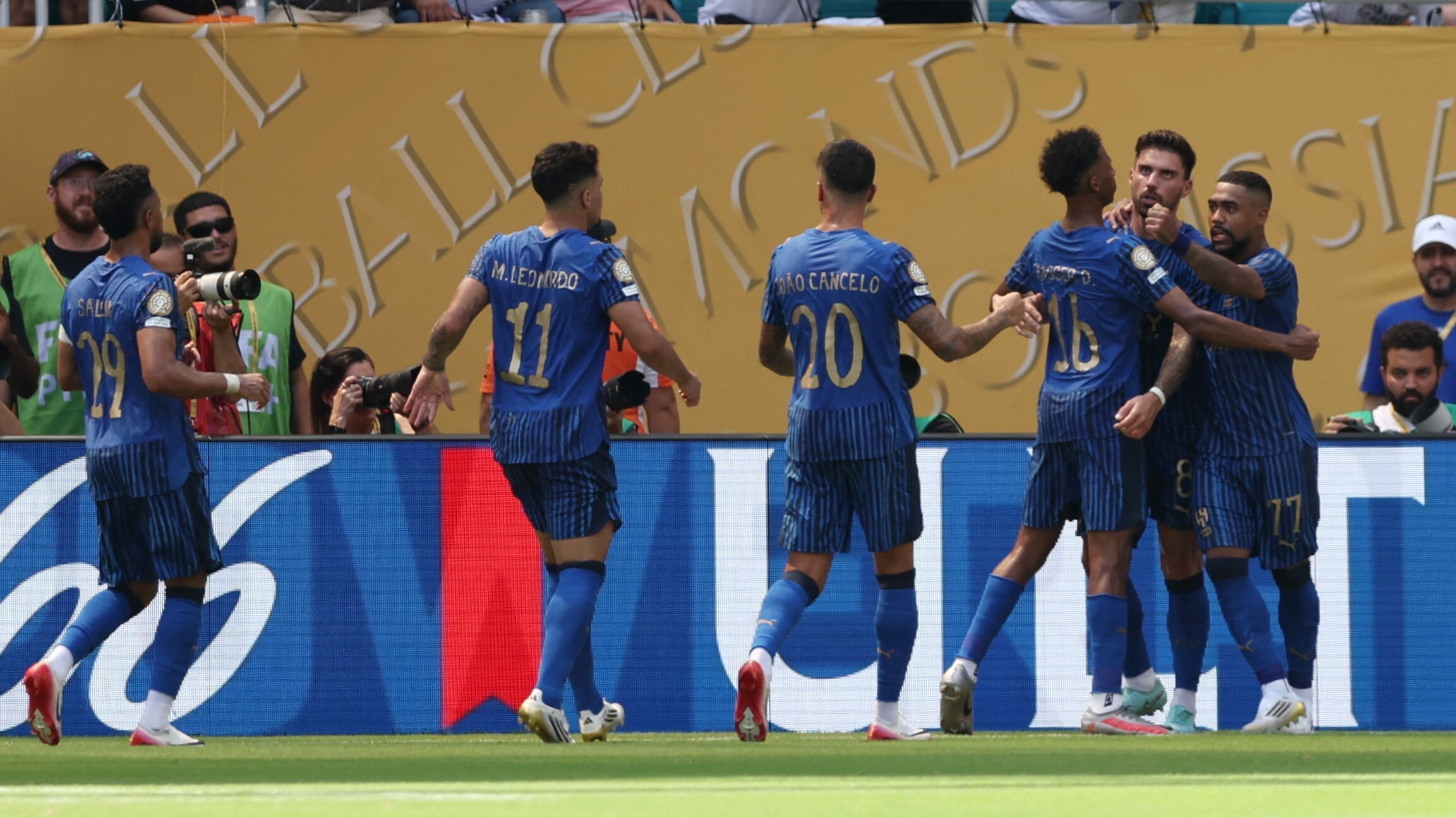 九游体育 -包含里程碑夜马赛更衣室发声；法甲国际比赛日刷纪录；媒体盛赞；年轻球员得到机会的词条